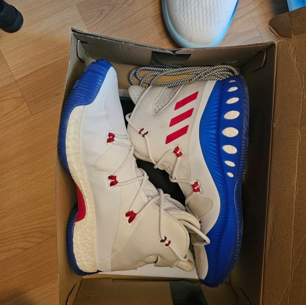 ADIDAS CRAZY EXPLOSIVE